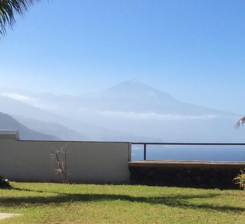 Villa Ocean View House à Puerto de la Madera Extérieur photo